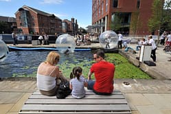 Leeds Waterfront Festival 2011, Granary Wharf (c) Roger Moody