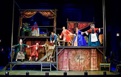 A scene from The Barber Of Seville by Opera North @ Grand Theatre, Leeds. (Opening 7-10-2015) ©Tristram Kenton 10/15 (3 Raveley Street, LONDON NW5 2HX TEL 0207 267 5550 Mob 07973 617 355)email: tristram@tristramkenton.com