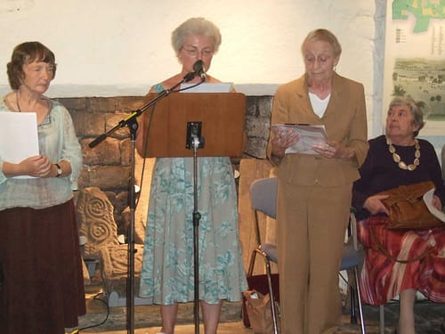 Queensbury Community Programme Worddabblers read at ILF Fringe